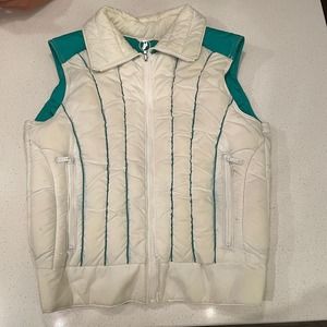MOUNTAIN GOAT WHITE STAG DOWN VEST JACKET WOMENS M MEDIUM GREEN PUFFER VINTAGE